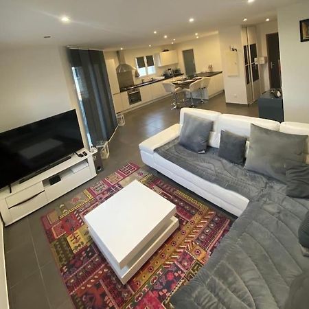 Appartement Belle Vue Sur Les Montagnes Saint-Pierre-en-Faucigny Dış mekan fotoğraf