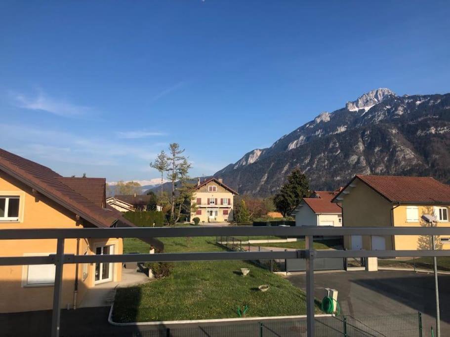 Appartement Belle Vue Sur Les Montagnes Saint-Pierre-en-Faucigny Dış mekan fotoğraf